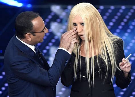 donatella versace parla di virginia raffaele|Sanremo, Donatella Versace a Virginia Raffaele: ''Vieni a farmi da .